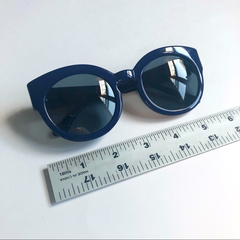 Mod/Retro Round Sunglasses